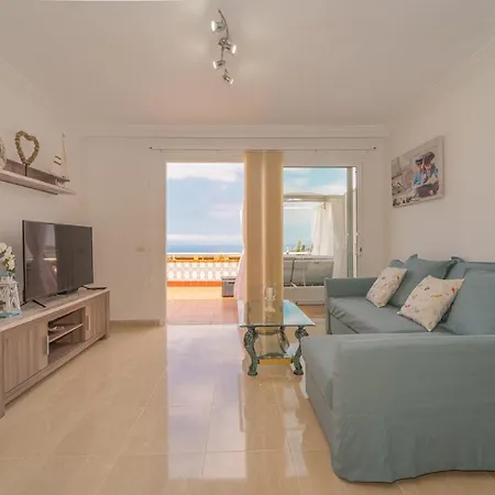 Luxury Penthouse 105m2,bali Bed,heated Pool,sunset